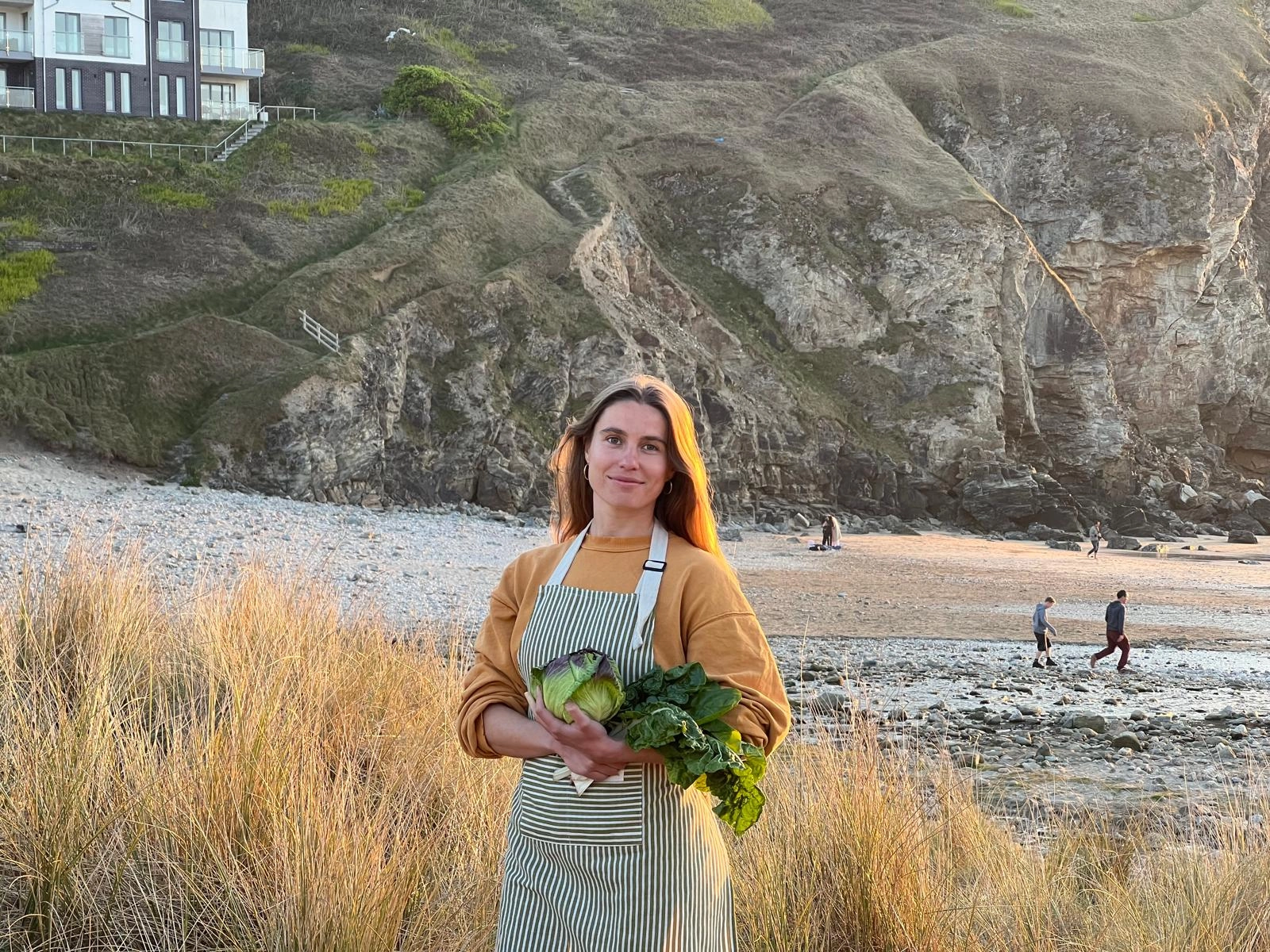 Ella R's cover image