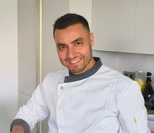 Chef Ali Professional Chef -'s profile image