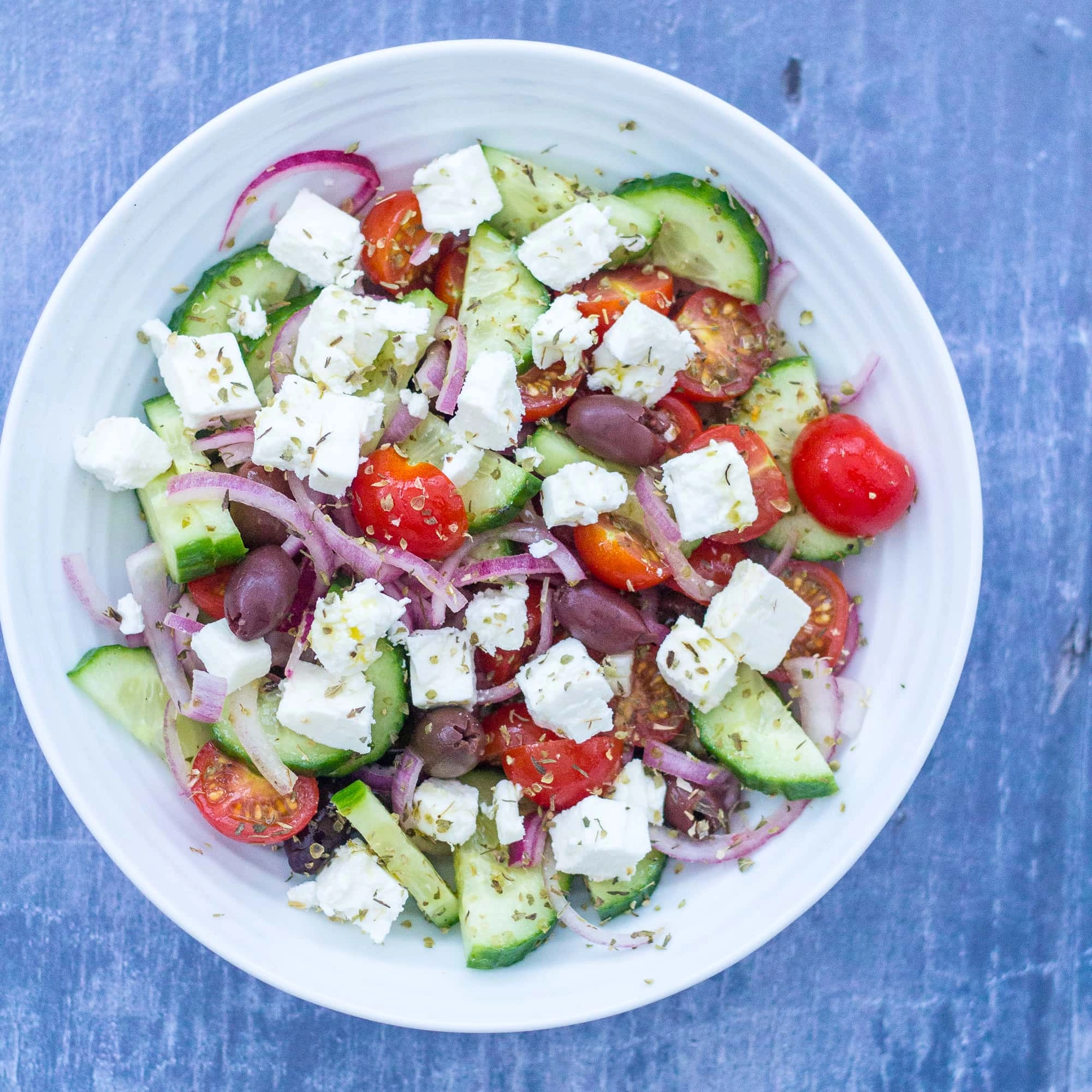 Salata Choriatiki (Traditional Greek Salad) (V)