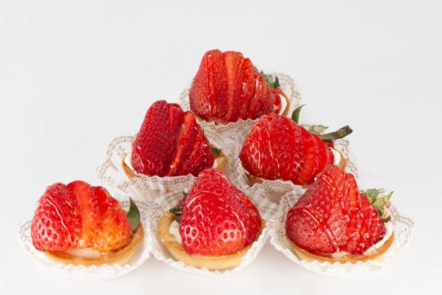 Mini Strawberry Tarts 