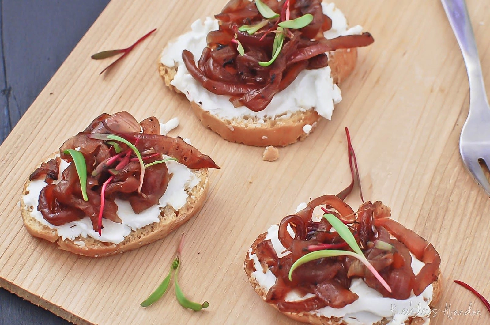 Caramelised Red Onion Crostini With Goats Cheese