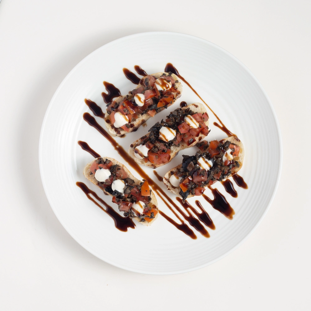 Tomato & Olive Bruschetta (V)