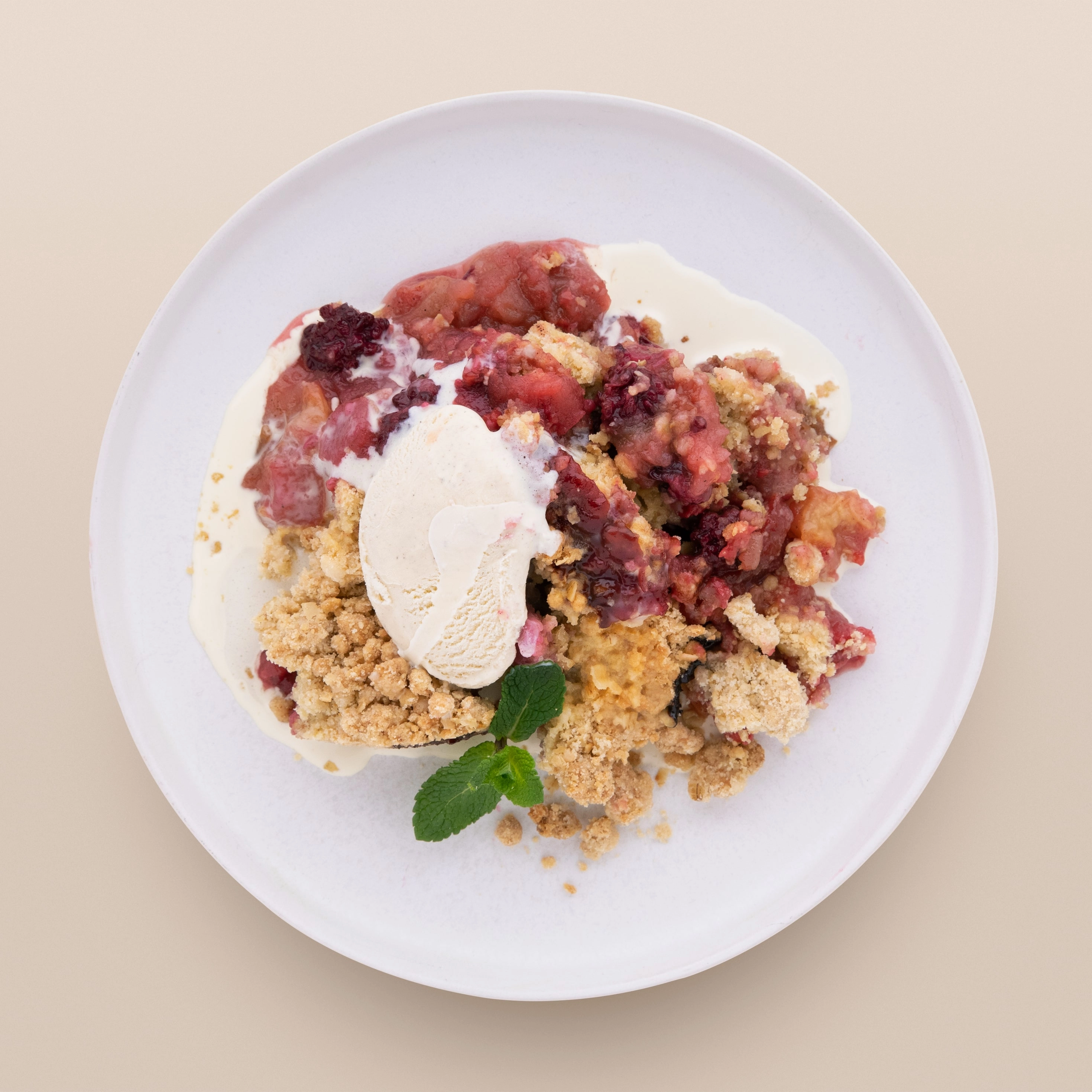 Seasonal Fruit Crumble And Ice Cream (V)
