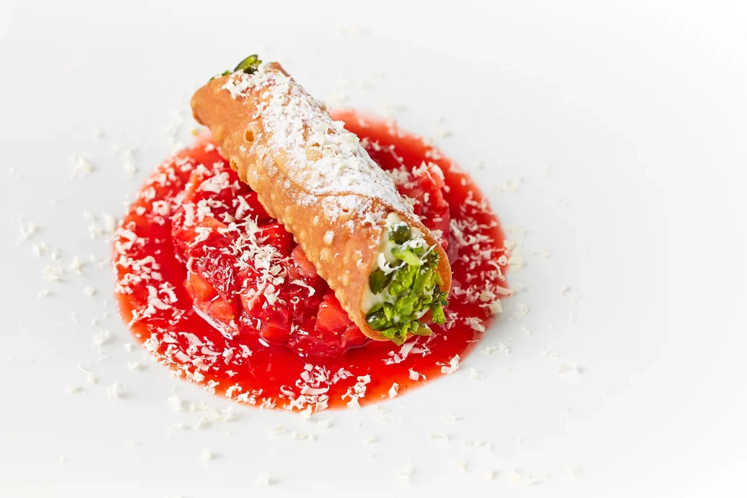 Ricotta, White Chocolate And Pistachio Cannoli With Strawberry  (Ve) Option 