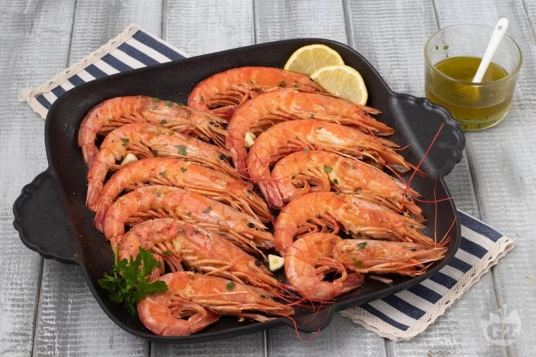 Grilled Tiger Prawns (Garlic, Parsely, Lime, White Wine)