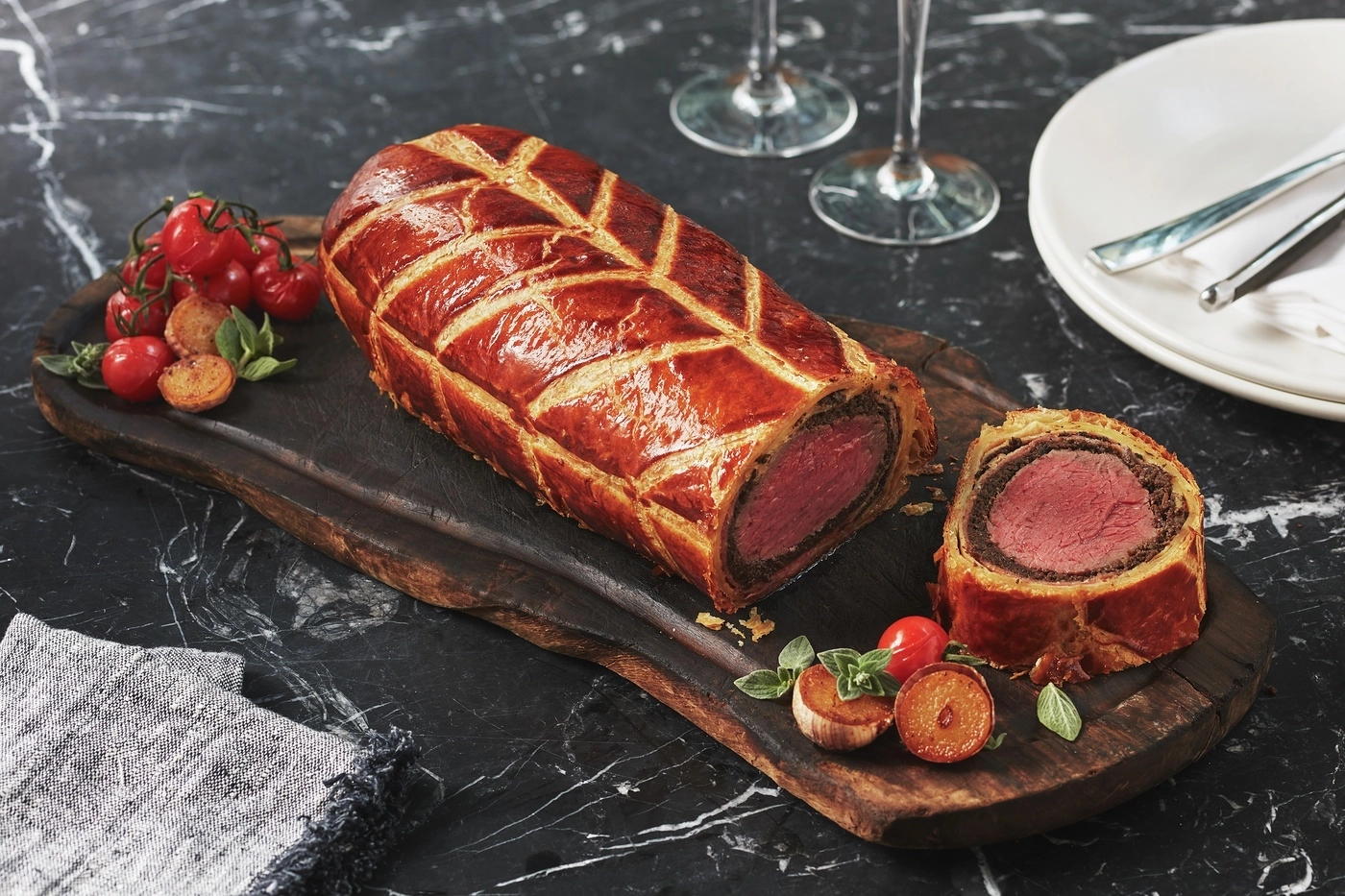 Beef Wellington With Fine Green Beans And Red Wine Jus