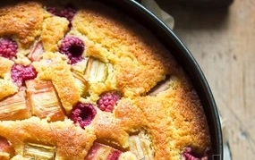 Rhubarb Frangipane Steamed Sponge Cake