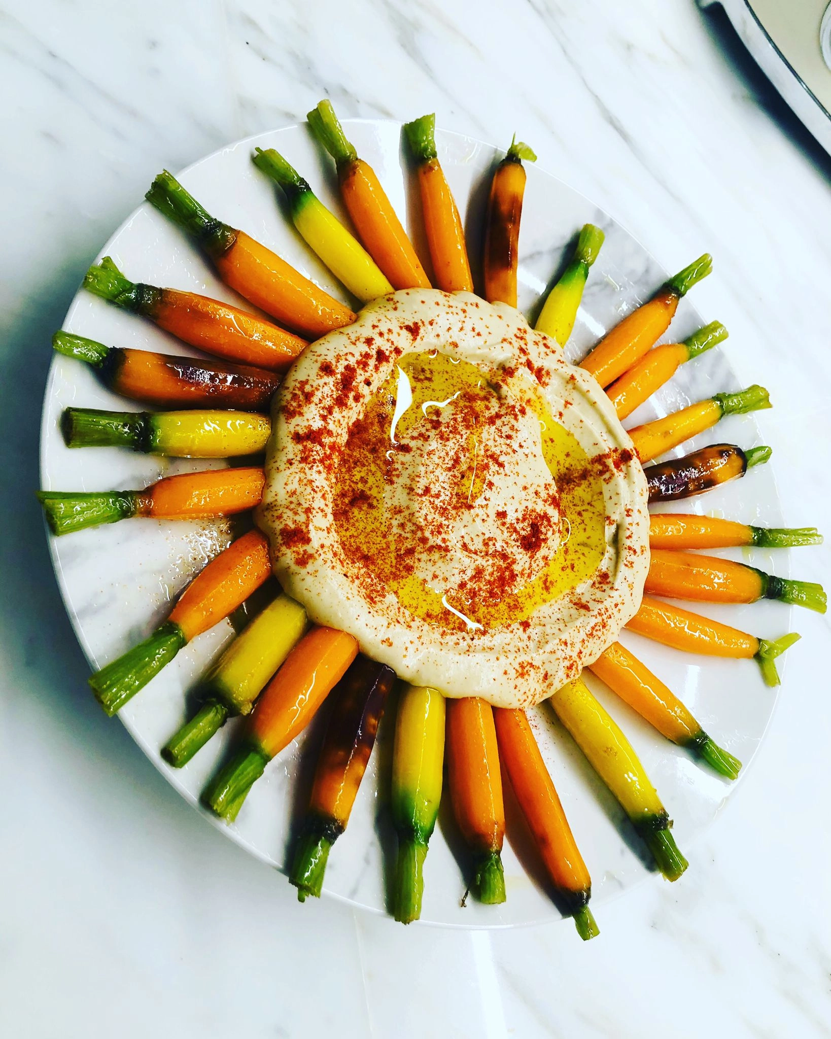 Hummus & Heritage Carrots (V/Ve)