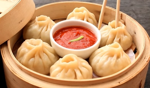 Steamed Chicken And Cashew Nut Dumplings
