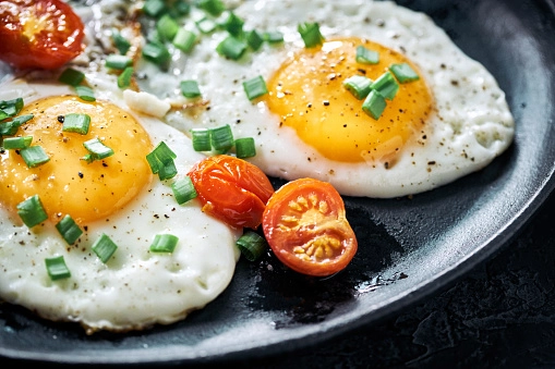 Fried Eggs (V)