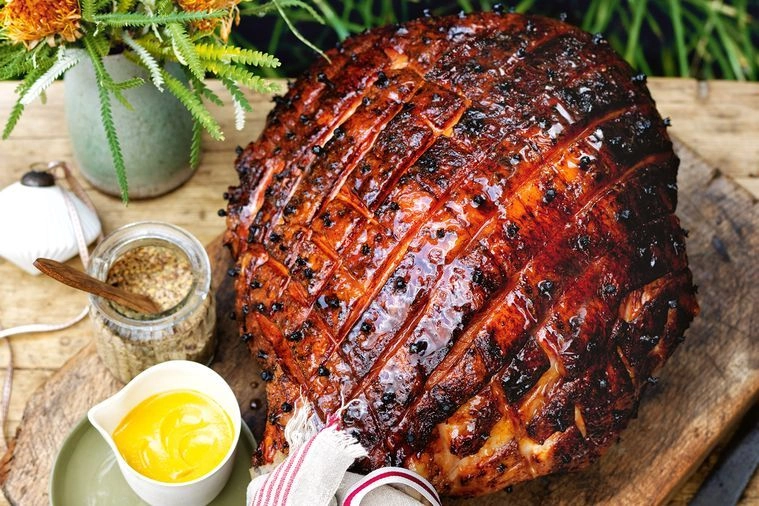 Mulled Wine Glazed Ham