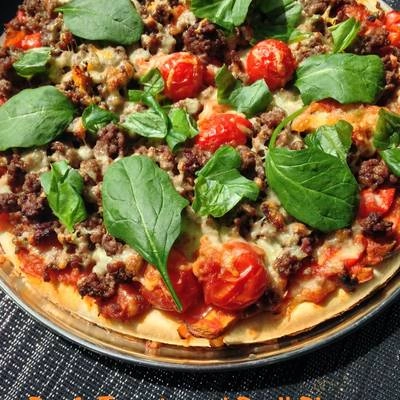Beef Basil Tomato And Mozzarella 