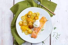 Baked Salmon With Roasted Potatoes