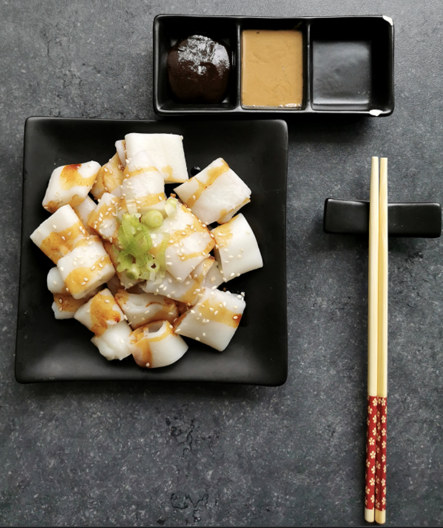 Steamed Plain Cheung Fun (Rice Noodle Rolls) With Hoisin Sauce, Sesame ...