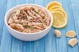 Calamari With Garlic And Lemon Scent