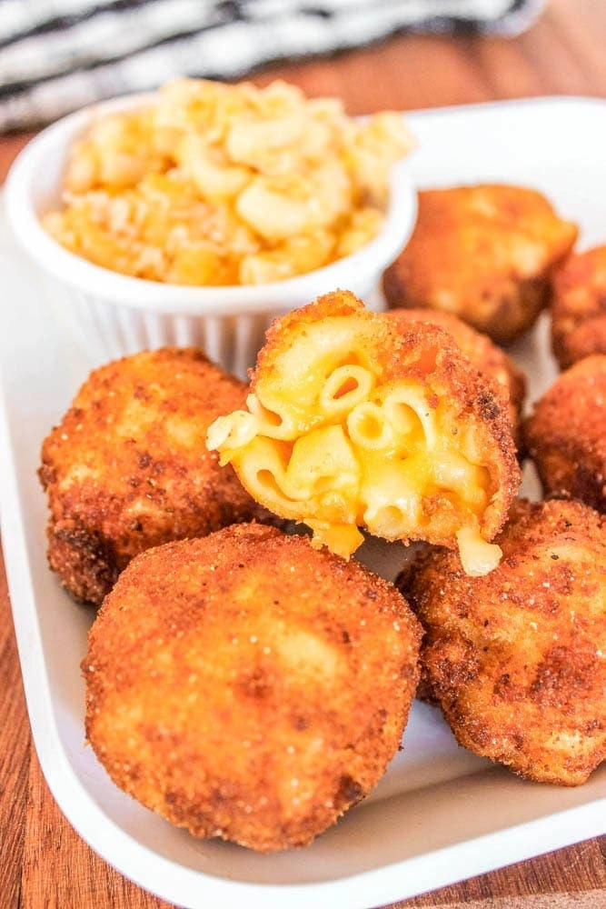 Oozing Mac N Cheese Bites (V/Ve)