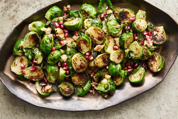 Sizzled Sprouts With Pistachio And Pomegranate ()