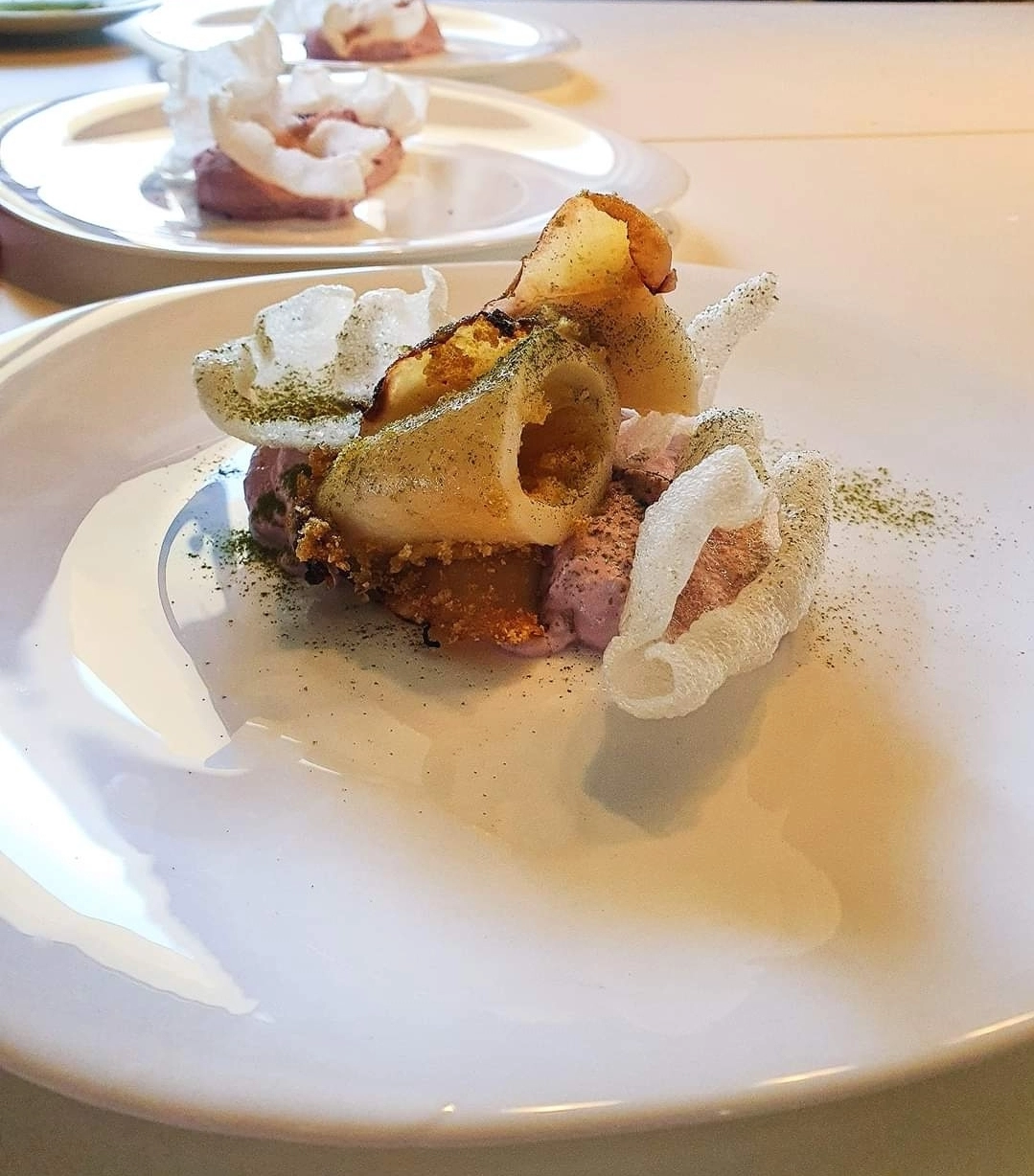 Squid Cooked At Low Lemperature With Beetroot And Salted Ricotta Mousse, Puffed Rice, Potato Chips