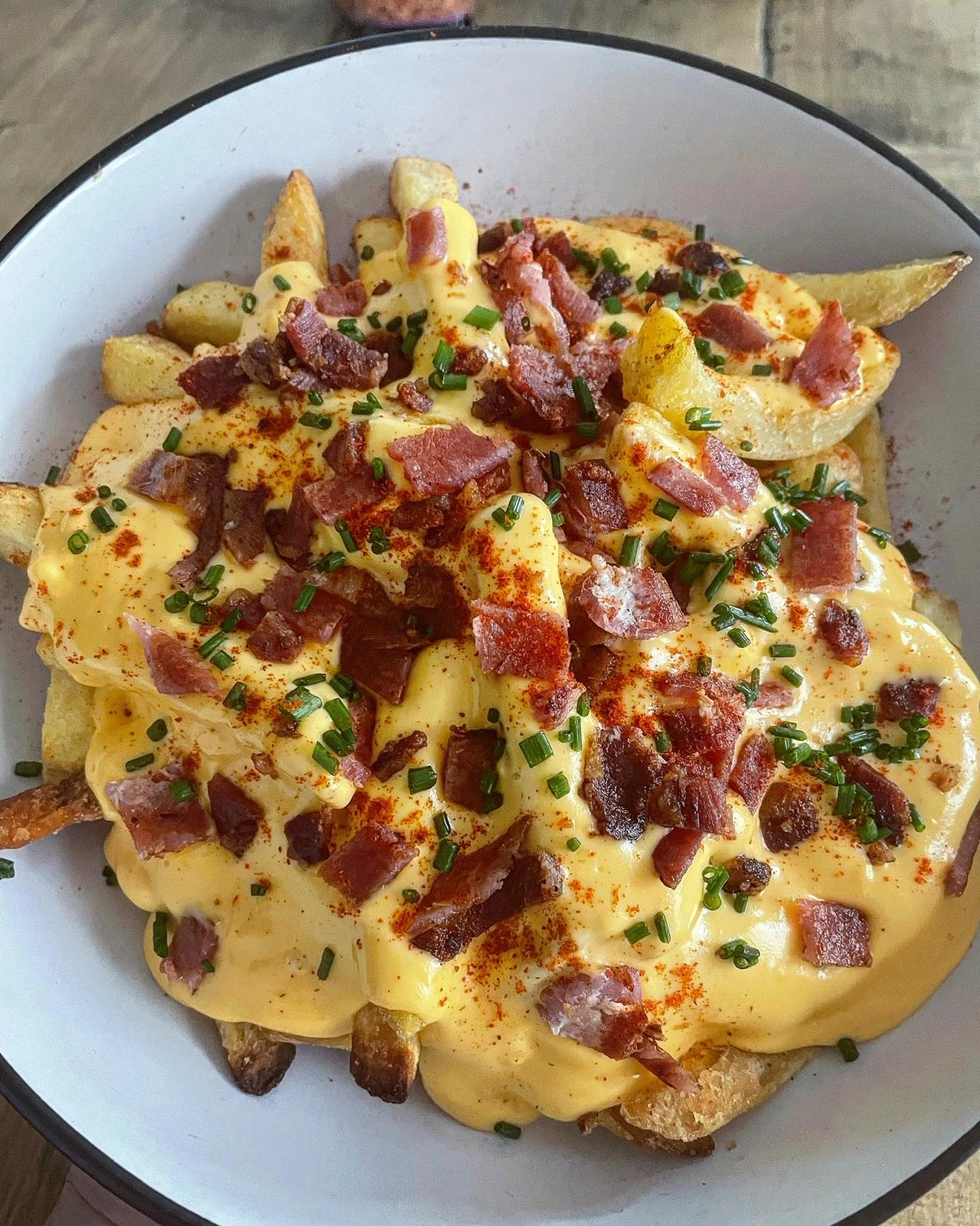 Jalapeño Cheese Sauce Fries