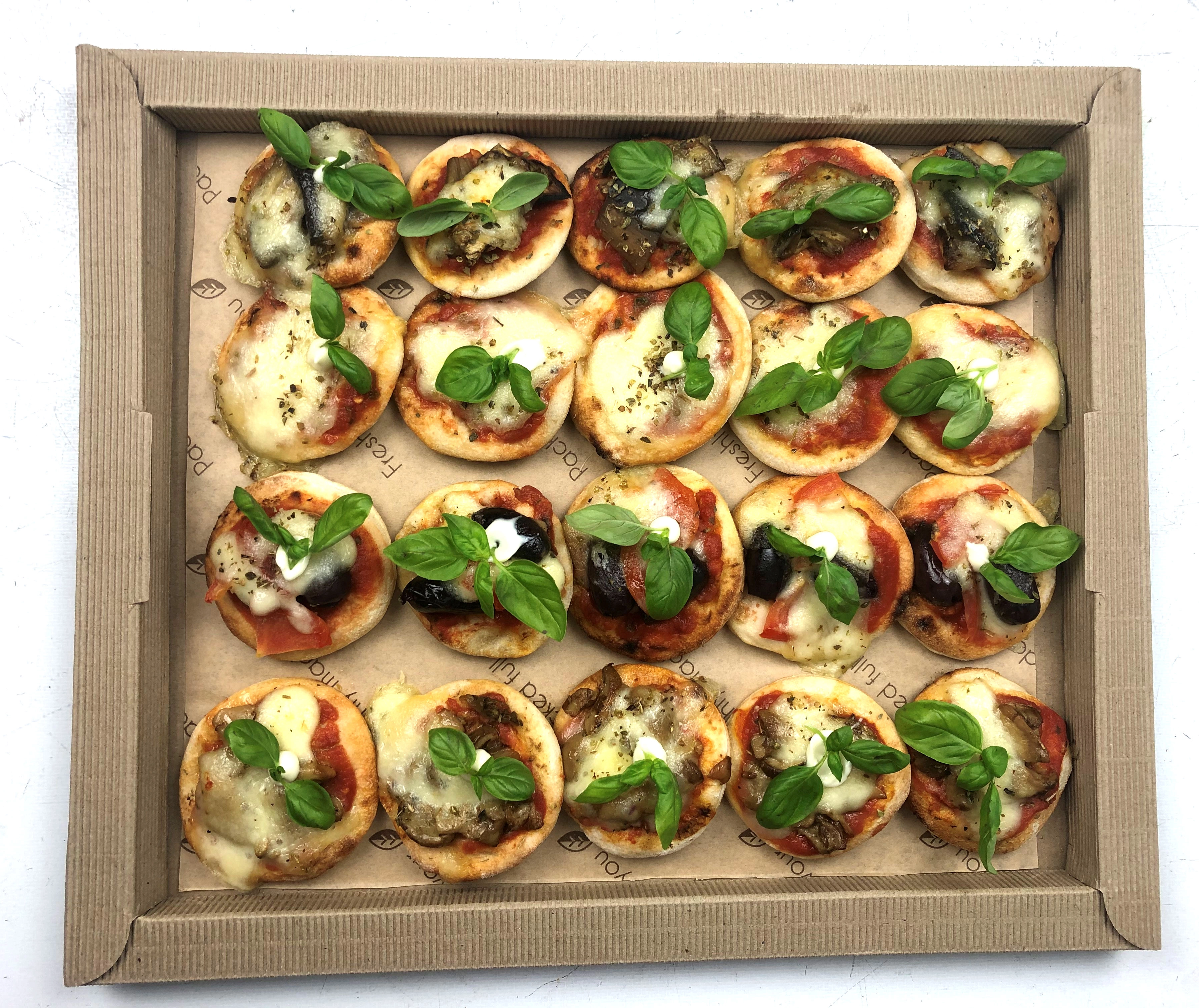 Assorted Mini Veg Pizza And Baby Basil