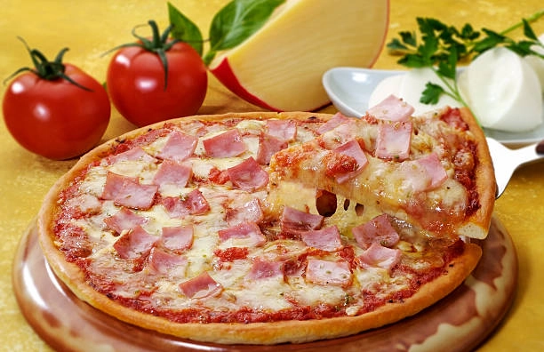 Ham Pizza