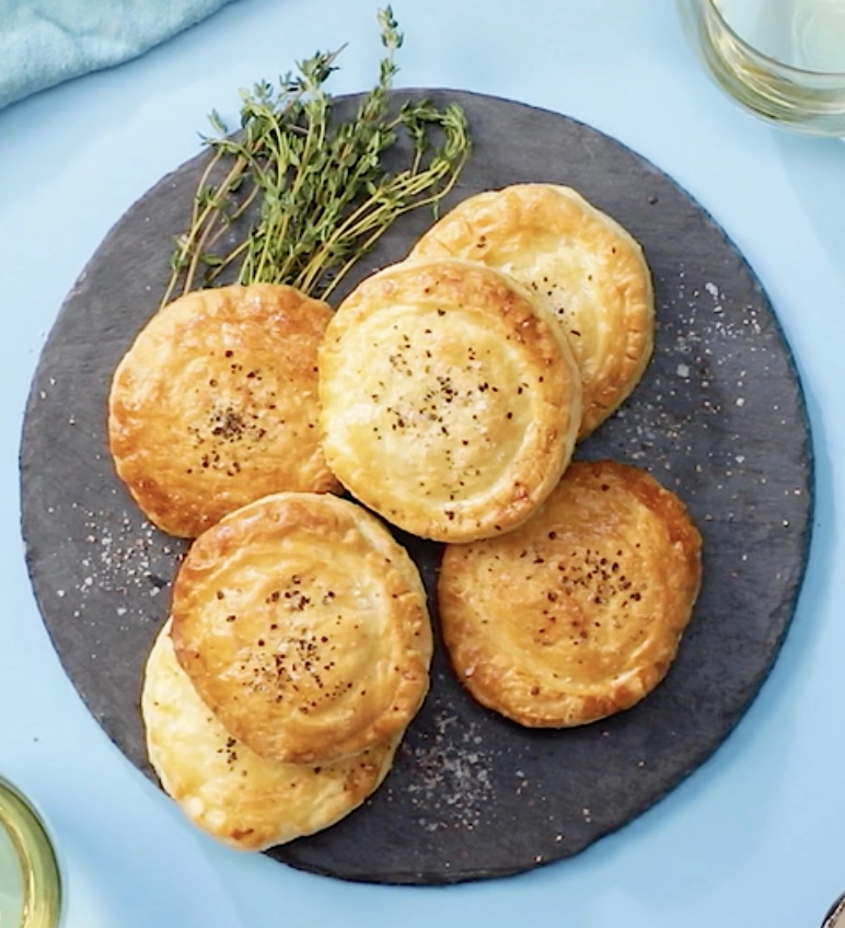Mini Chicken And Cashew Nut Pies