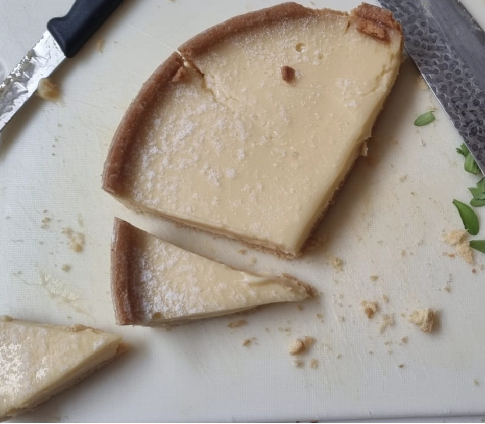 Limoncello Tart Served With Chantilly Cream (V)