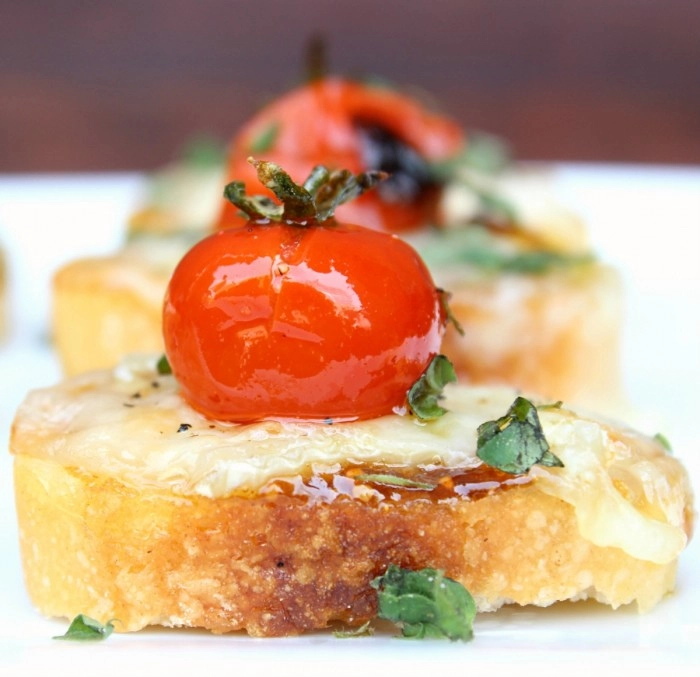 Brie And Confit Tomato Crostini