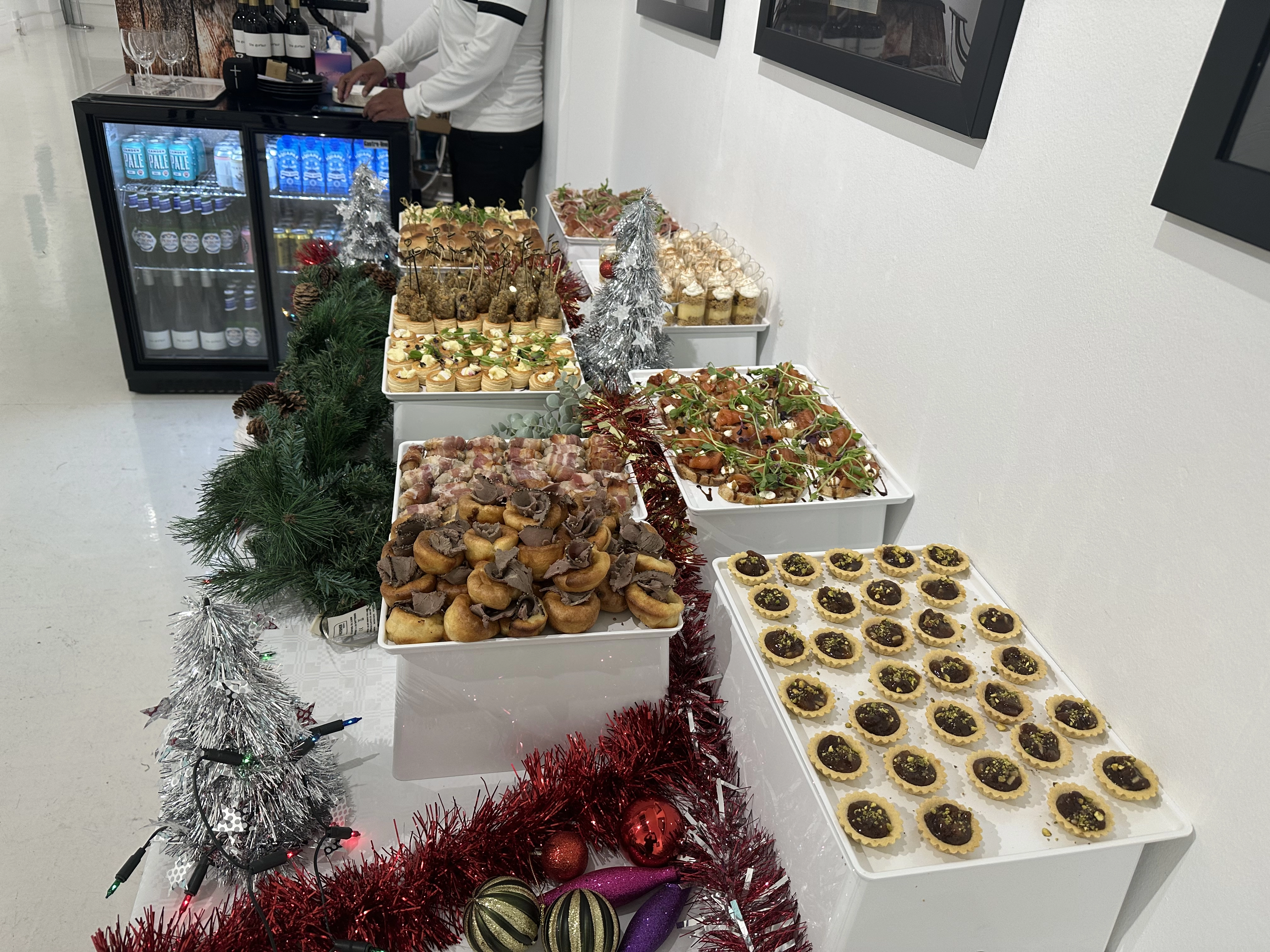 Canapés Table
