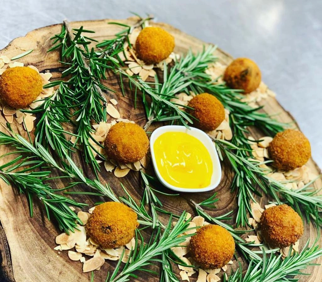 Porcini Mushroom Arancini (V)