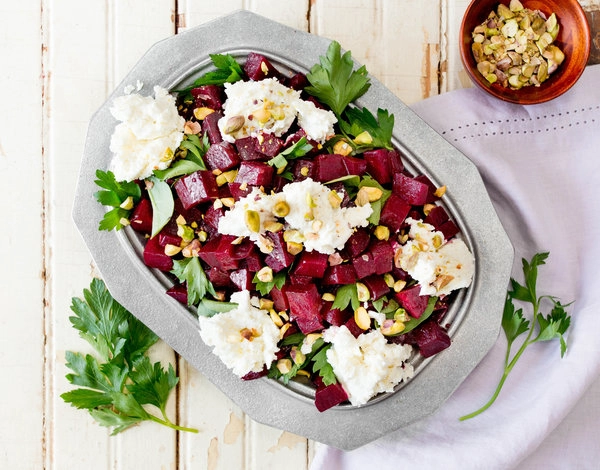 Crispy Goat's Cheese And Balsamic Beetroot (V)