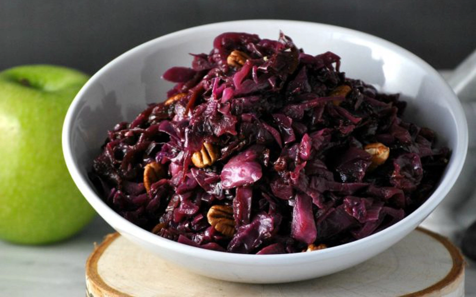 Braised Red Cabbage With Cider And Apples (V)