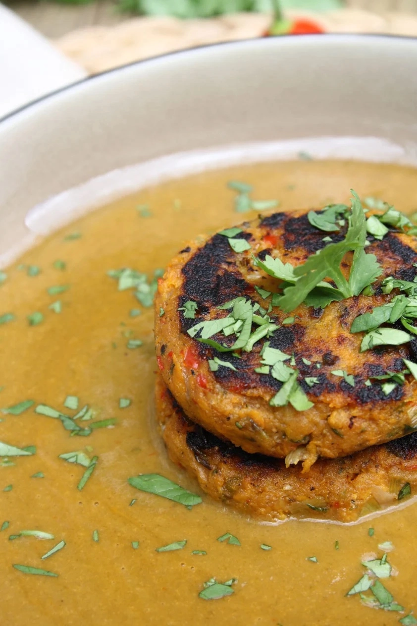 Sweet Potato Patty With Spicy Coconut And Spinach Sauce