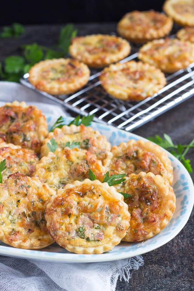 Mini Ham & Cheddar Quiche Tarts 