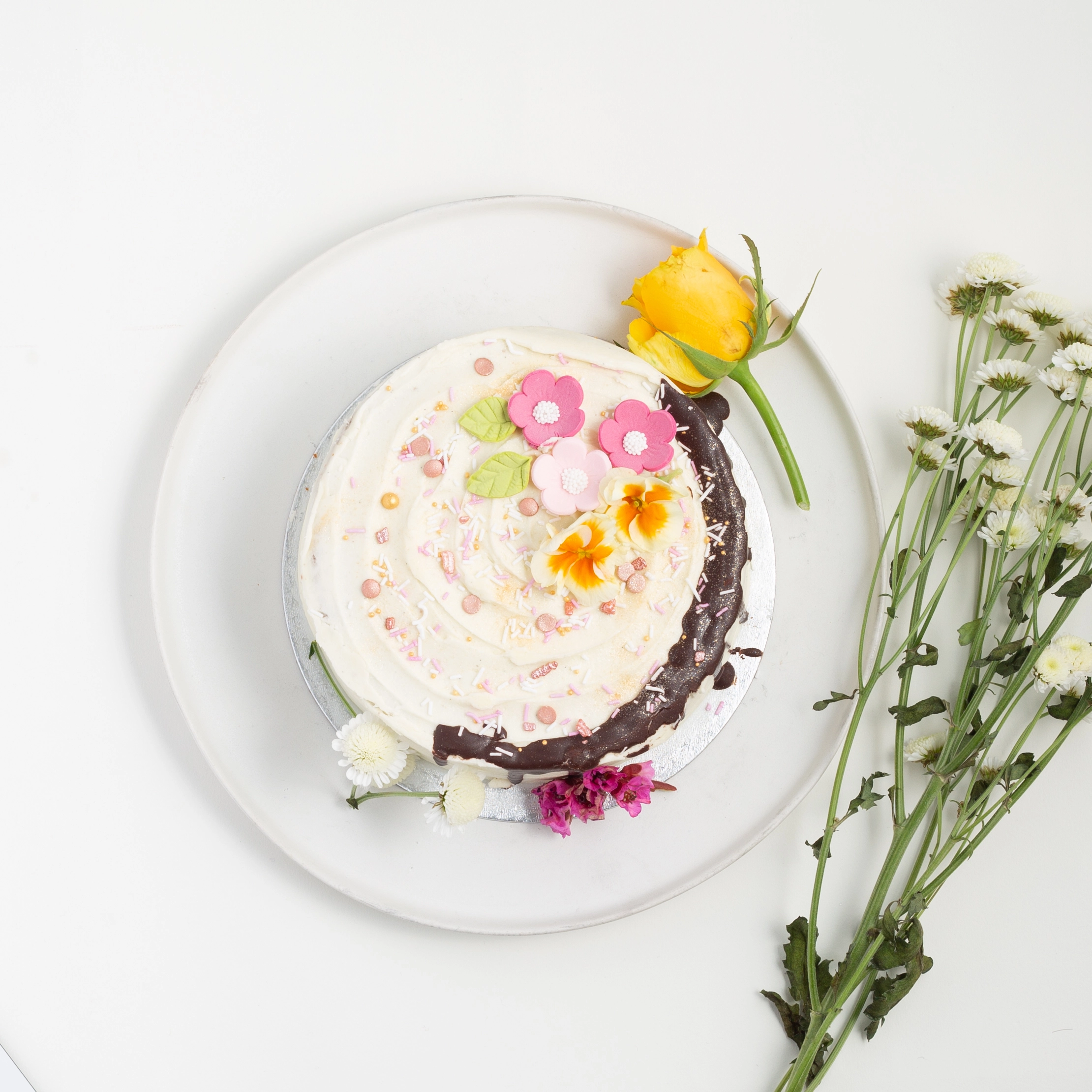 Victoria Sponge Cake (V)