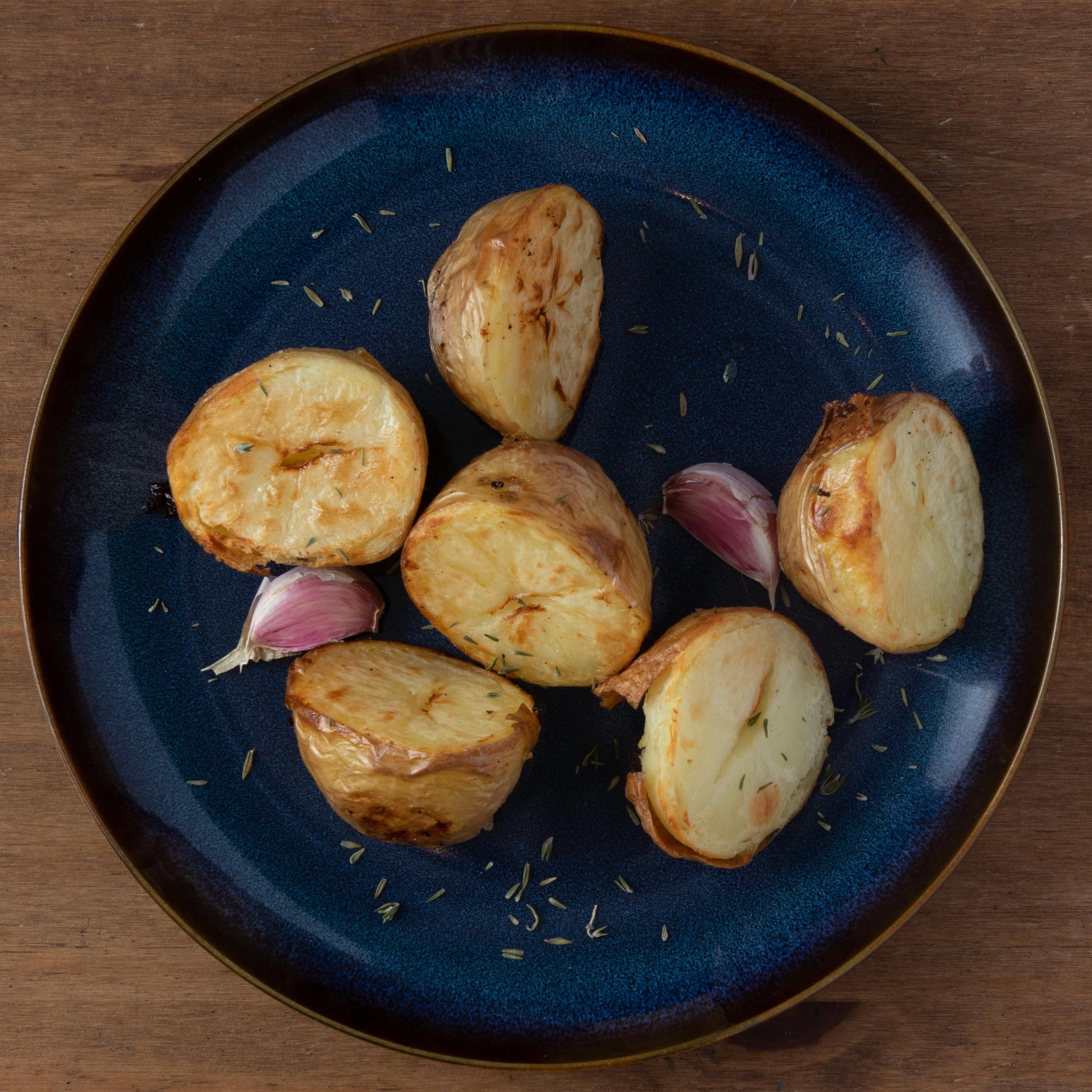 Garlic Roast Potatoes (Ve)