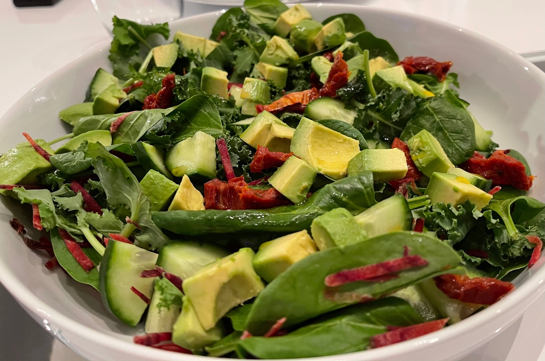 Avocado & Sundried Tomato Salad