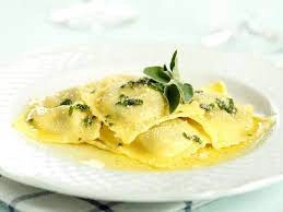 Spinach And Ricotta Ravioli Butter And Sage And Crunchy Capers (Vegetarian)