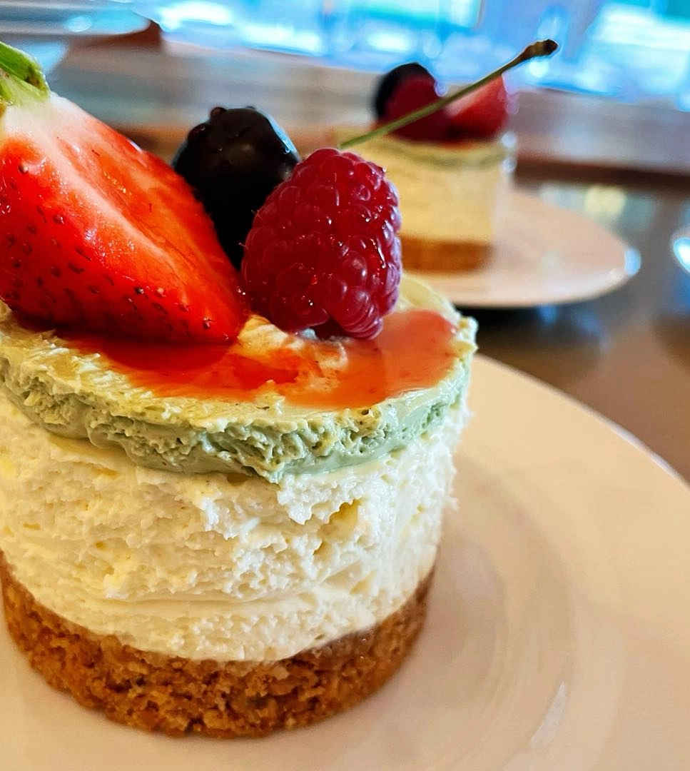 Matcha And Vanilla Cheesecake