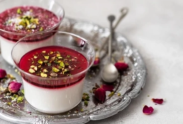 Raspberry And Rose Water Mahalabia