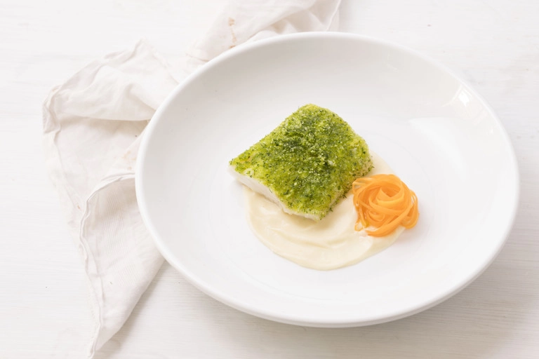 (The Green Giant) Herb Crusted Cod, Sweetcorn Purée, White Wine Sauce, Sugar Snap Peas