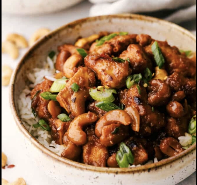 Stir Fried Chicken With Cashew Nuts In Sweet Yellow Bean Sauce