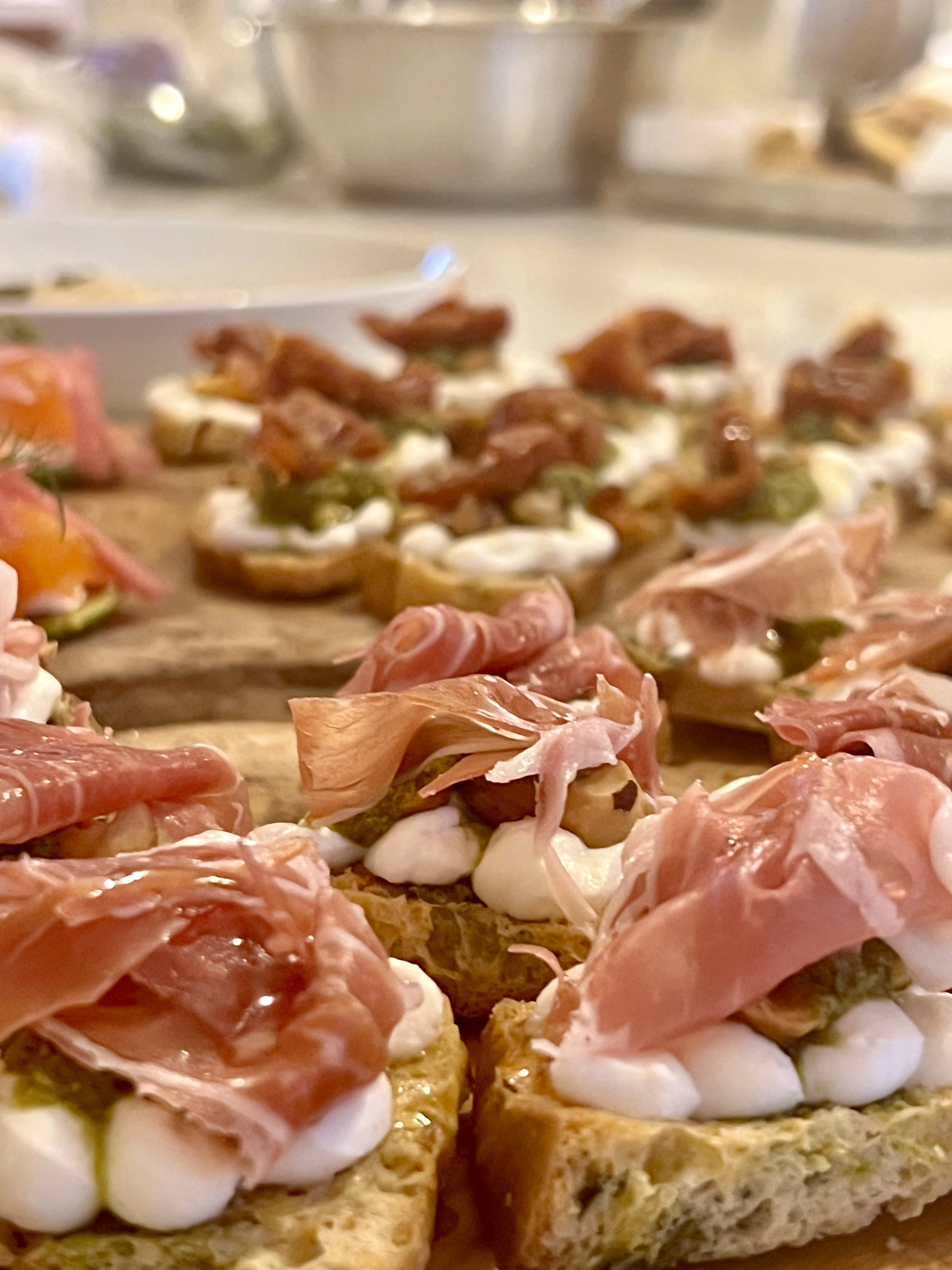 Crostini With Ricotta, Pesto, Prosciutto (Sundried Tomatoes For Vg), Hot Honey