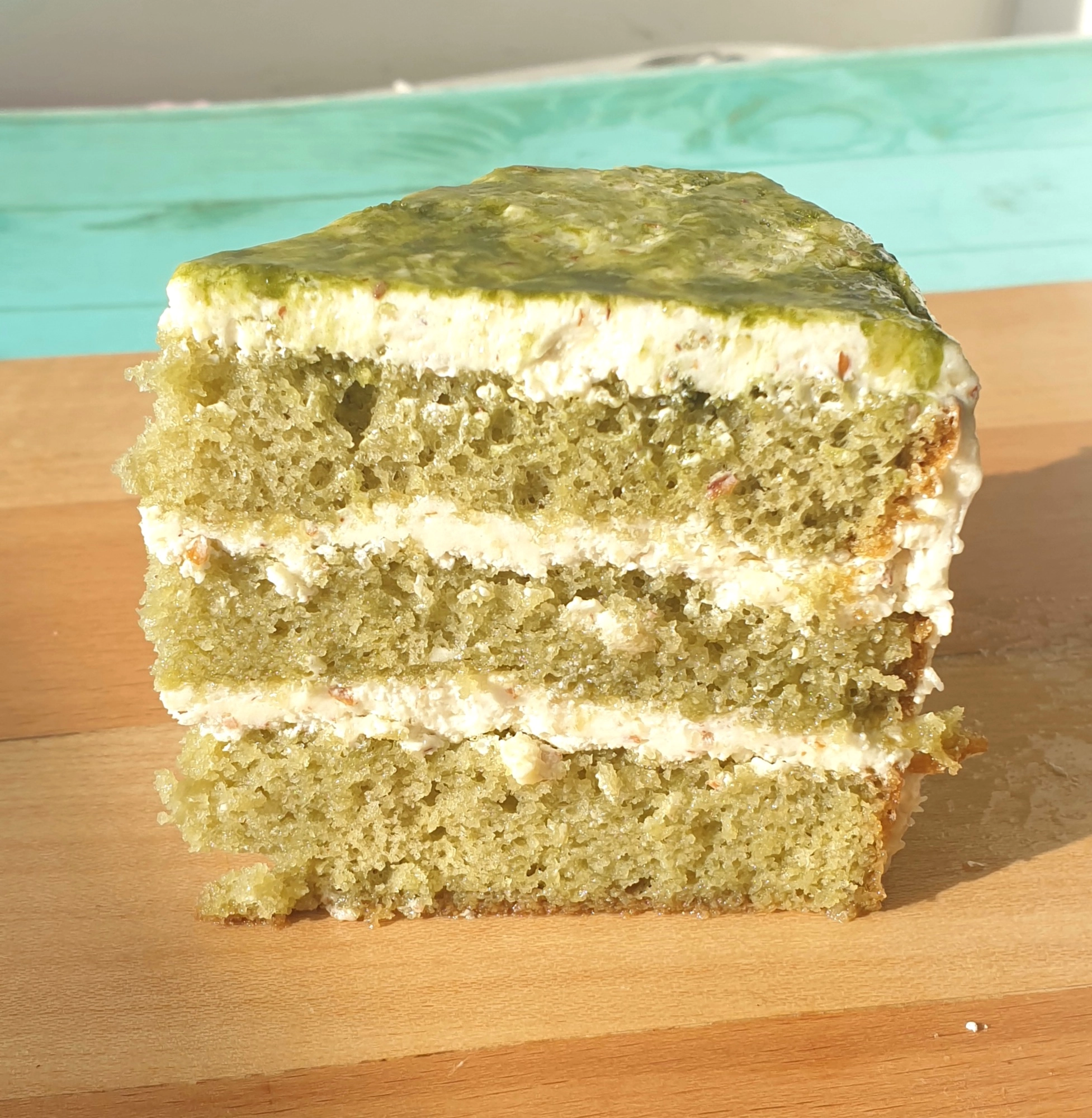 Coconut Pandan Eclair Layer Cake With Matcha Glaze (V)