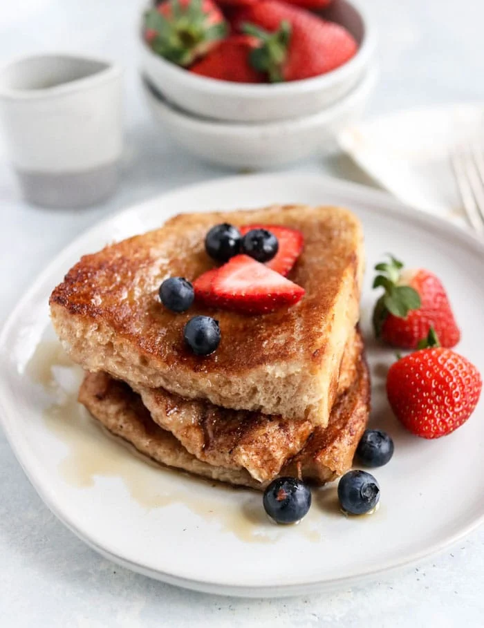 Vegan French Toast With Strawberries(Ve)