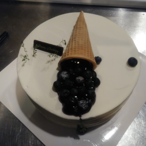 Katiana M's 7th gallery image