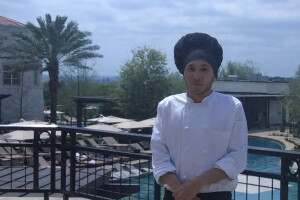 Chef Estevan r