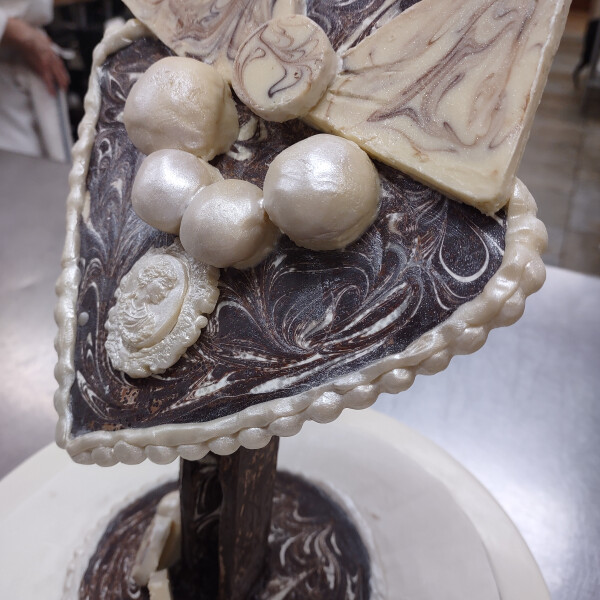 Angela L's 9th gallery image