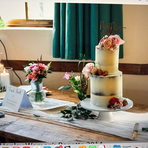Eleanor L's 7th gallery image