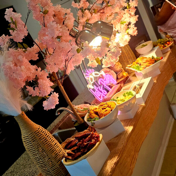 Alicia S's 84th gallery image